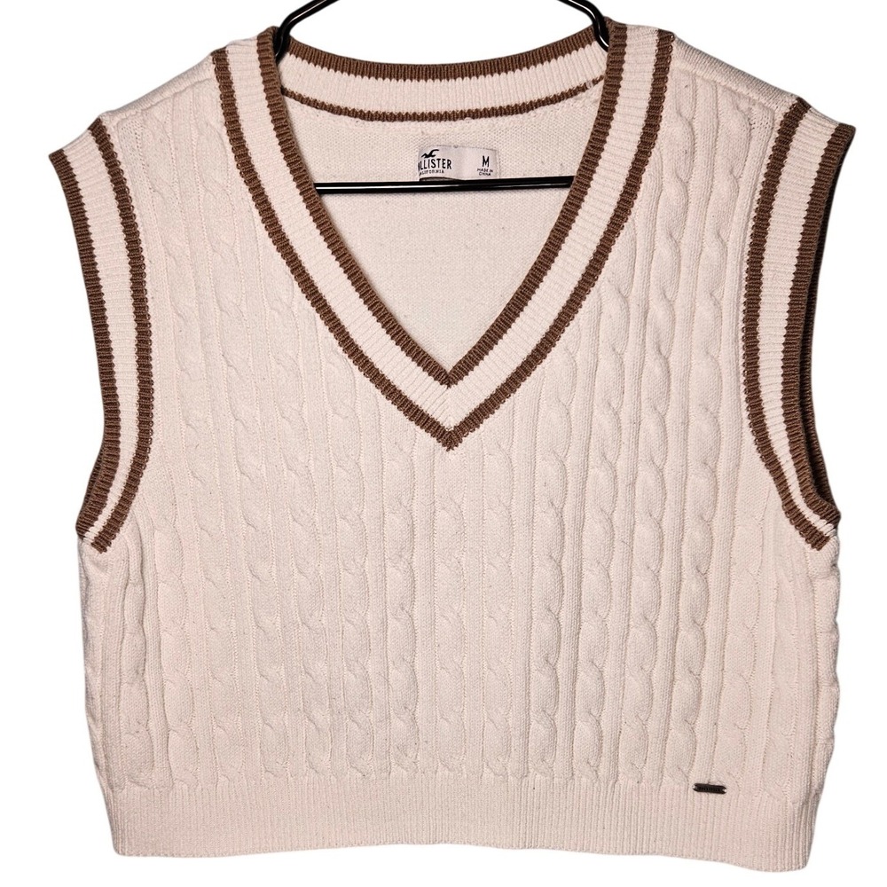 Hollister Womens Chunky Cropped Cable Knit Sweater Vest White Brown Trim VNeck M
